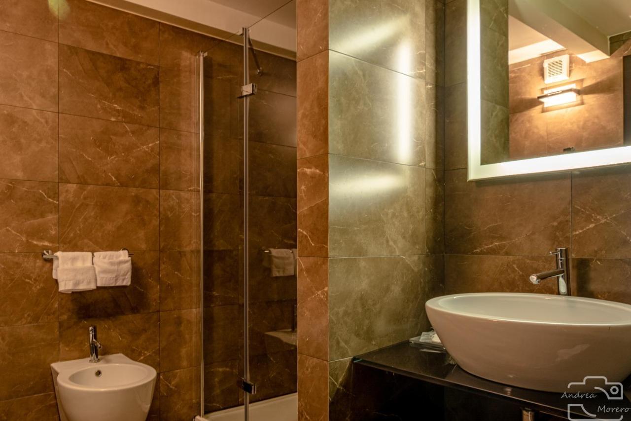 Hotel I Somaschi Cherasco Esterno foto