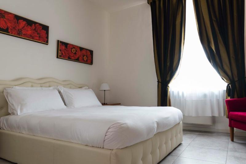 Hotel I Somaschi Cherasco Esterno foto
